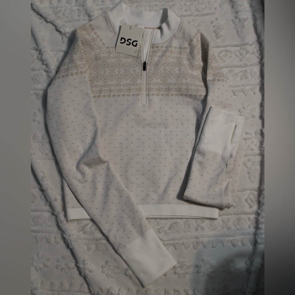 DSG Cream and White Quarter-Zip Sweater